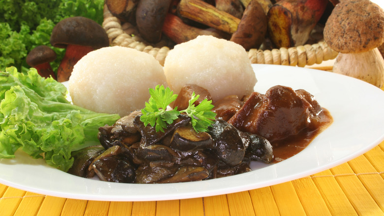 chestnut stew with dumplings