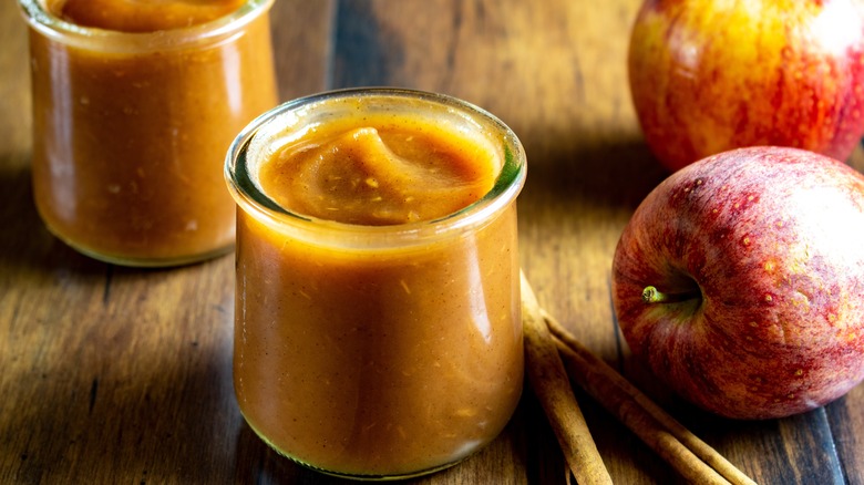 jars of apple butter