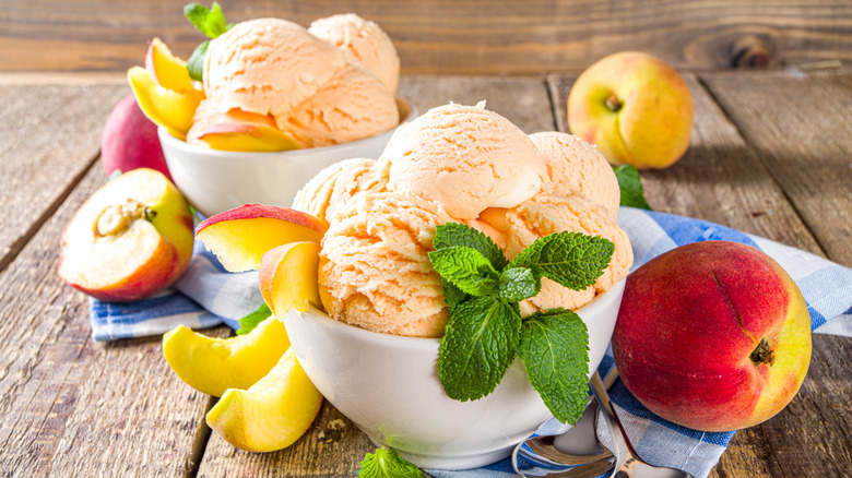 Peach ice cream with mint