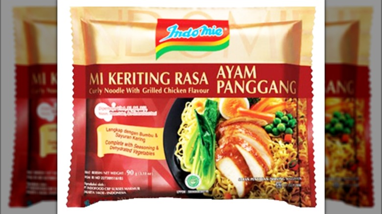 Indomie Curly Noodles with Grilled Chicken Flavor