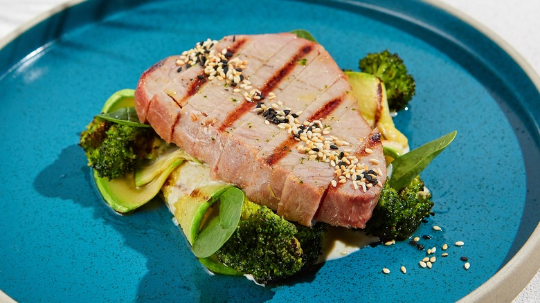 grilled tuna steak with vegetables