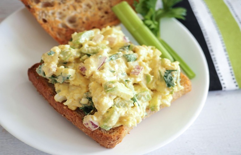 Eggless Tofu Salad