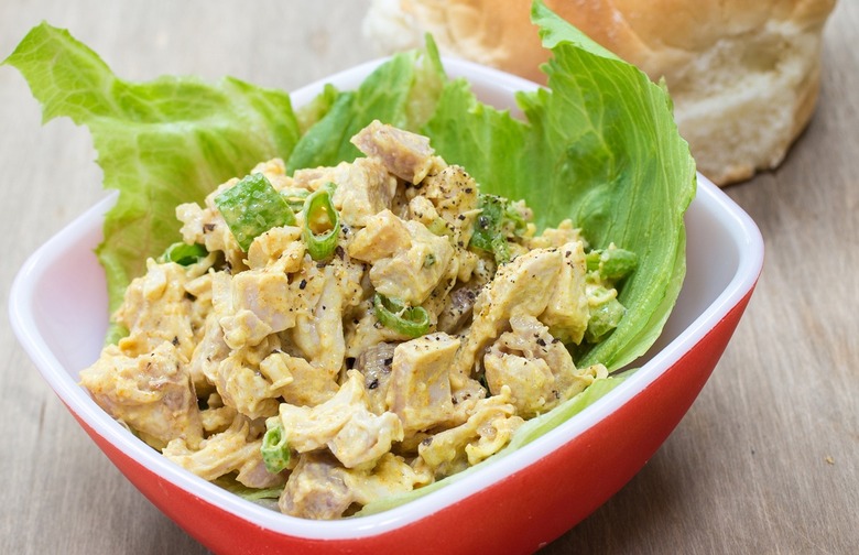 Apple and Curry Chicken Salad 