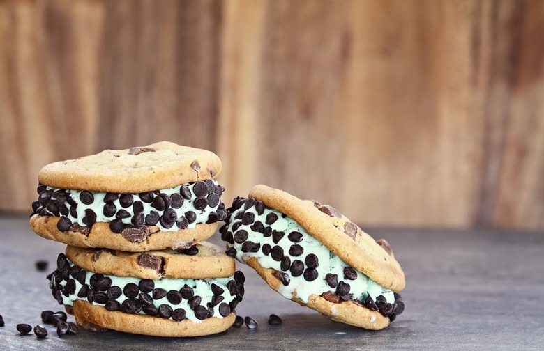 Chocolate Chip Cookie Sandwiches