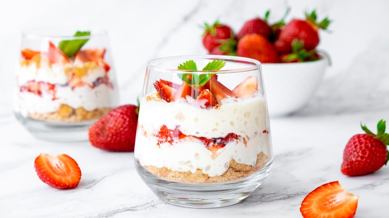 layered strawberry trifle