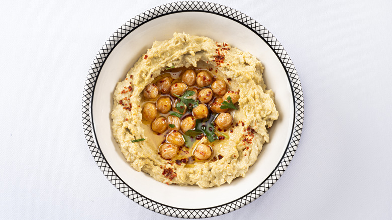 Bowl of hummus with chickpeas