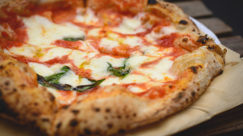 margherita pizza