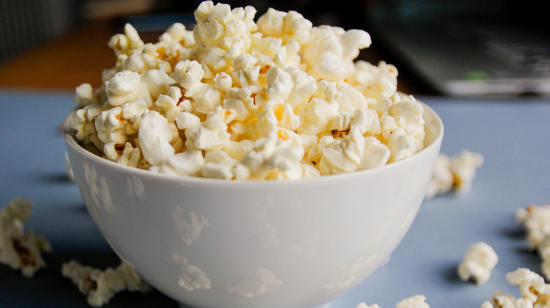 bowl of popcorn