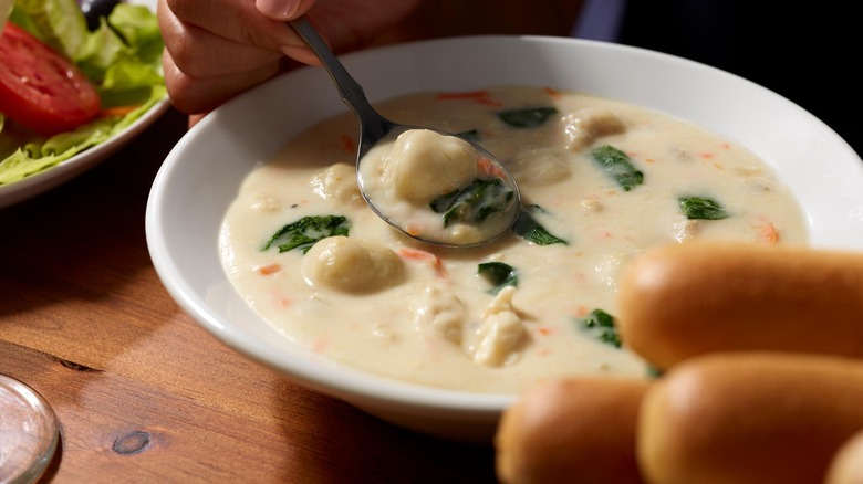 olive garden chicken & gnocchi soup