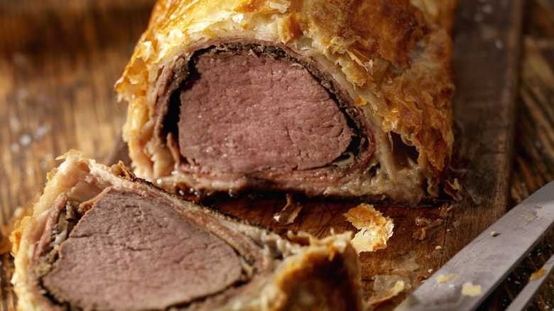 sliced beef wellington