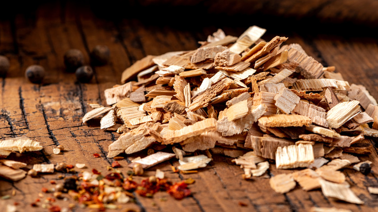 wood chips for smoking meat