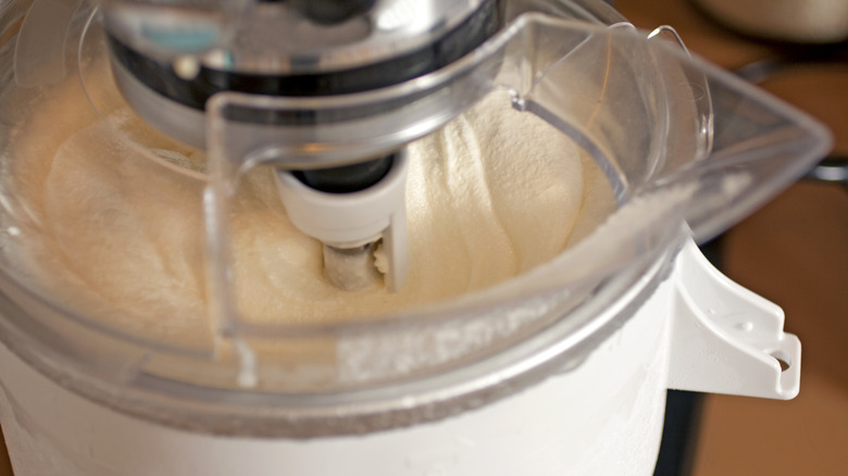 ice cream maker