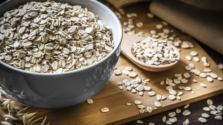 bowl full of oat flakes