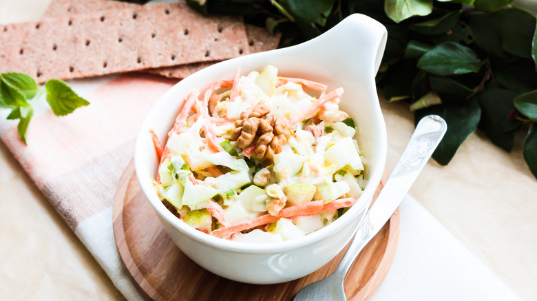 coleslaw with walnuts