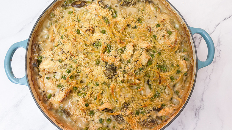 Traditional Chicken Tetrazzini in pot