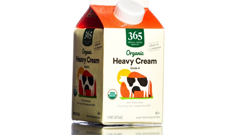 A pint of heavy cream