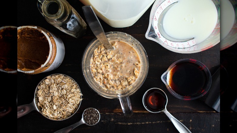 Ingredients for making overnight oats