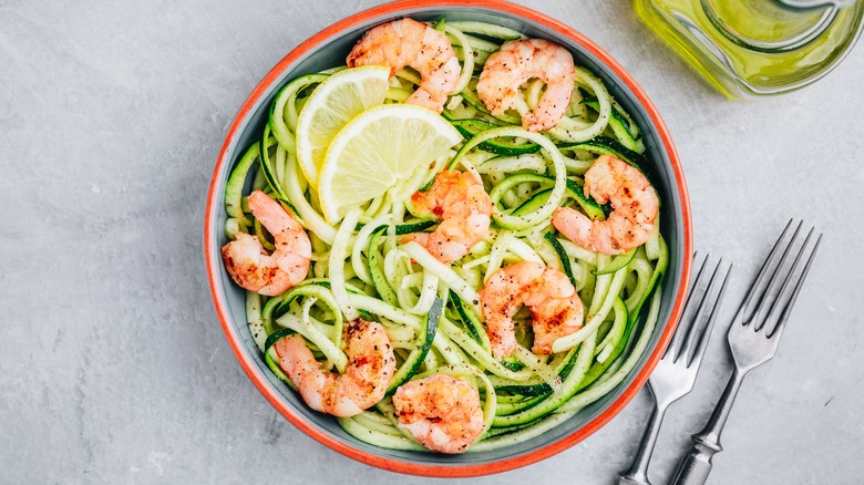 zucchini noodles with shrimp