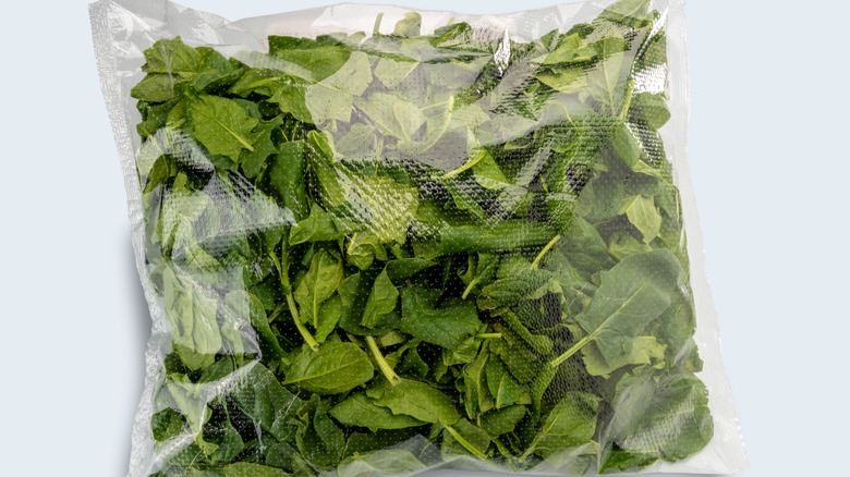 bag of spinach leaves