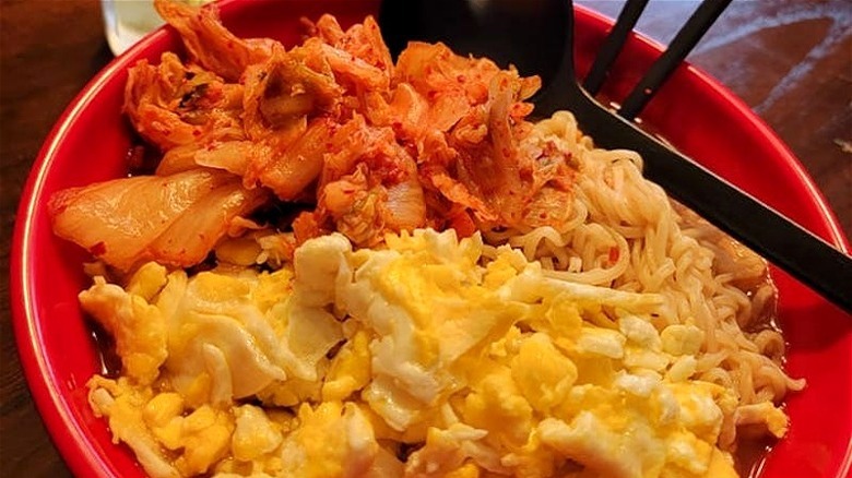 scambled eggs and kimchi