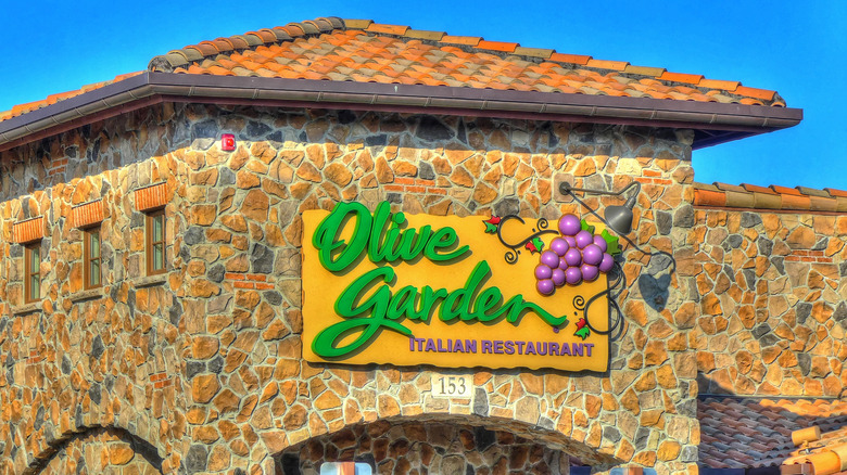 Olive Garden exterior