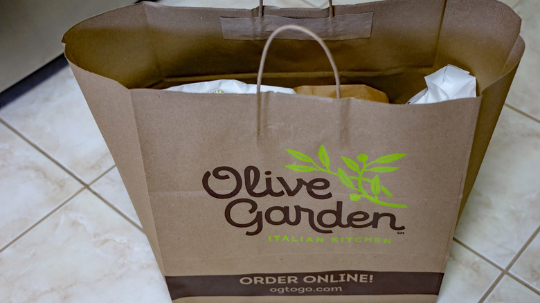 Olive Garden takeout bag