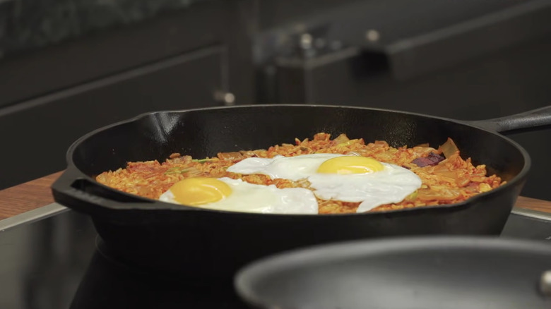 Kimchi fried rice in pan