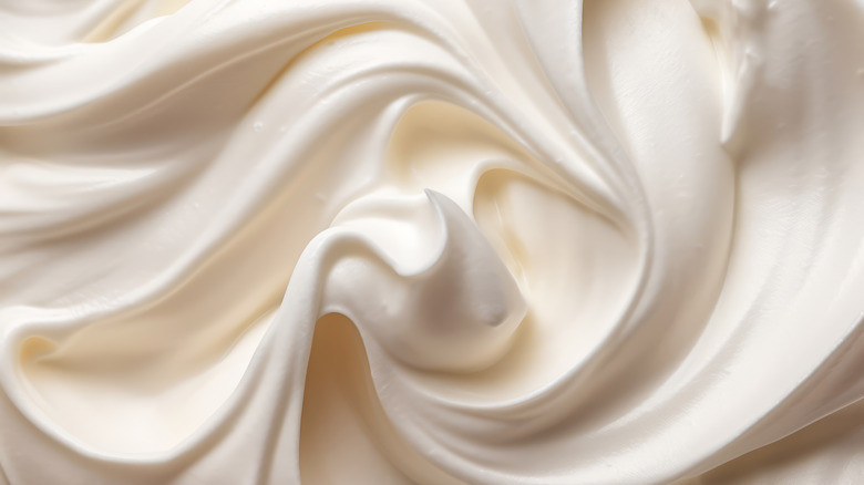 swirl of mayonnaise
