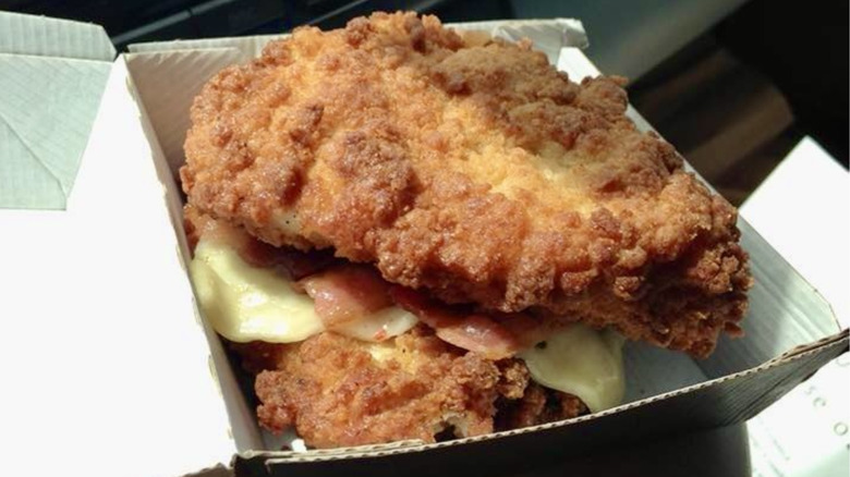 Chicken sandwich in a box