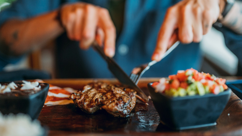 14 Secrets About Longhorn Steakhouse Youll Wish You Knew Sooner