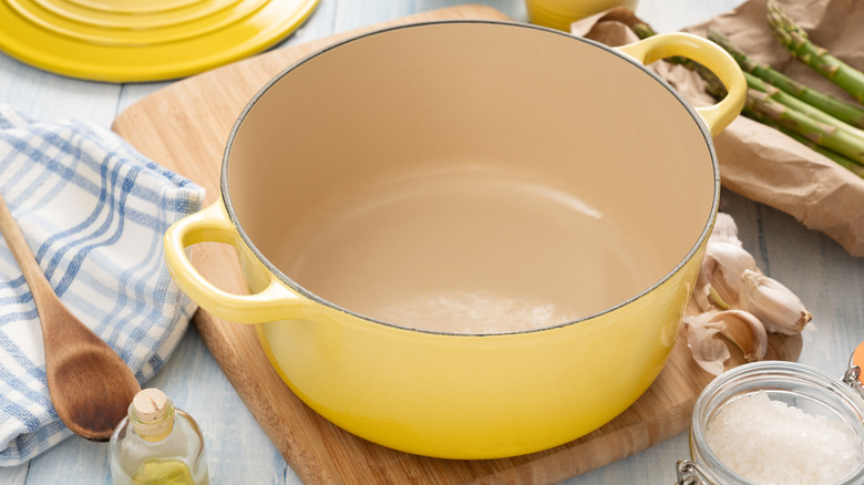 yellow dutch oven