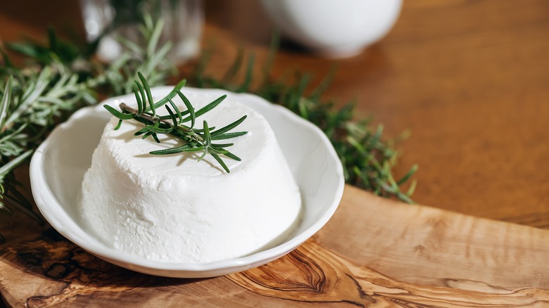 ricotta on plate with rosemary