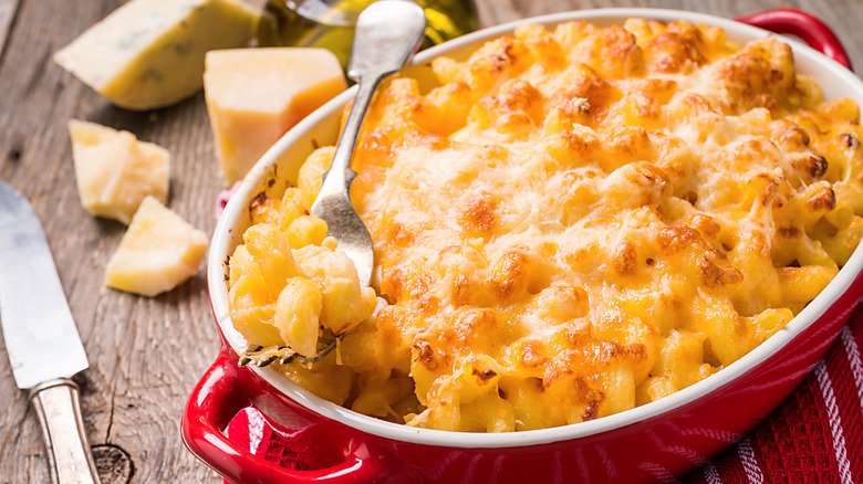 casserole dish of mac and cheese