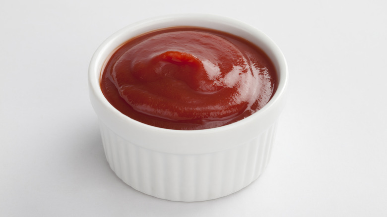 ramekin of ketchup