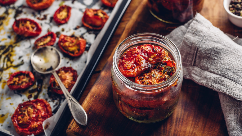 jar of sundried tomatoes