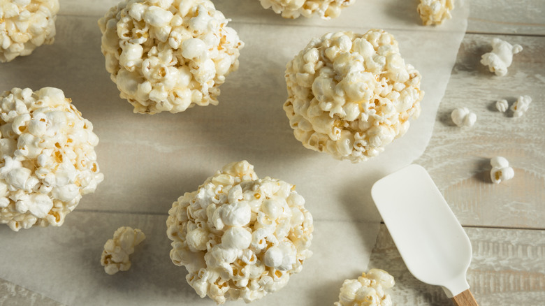 homemade popcorn balls