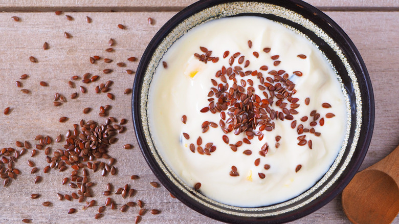 Bowl of yogurt with flaxseed