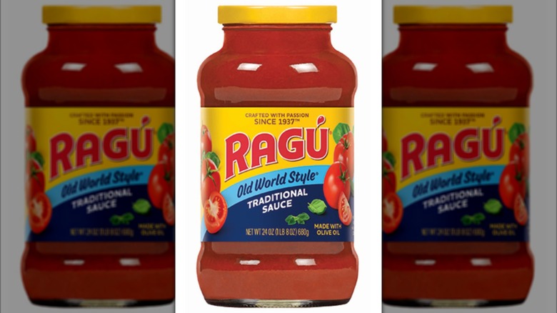 Jar of RAGU Old World Style Traditional Sauce