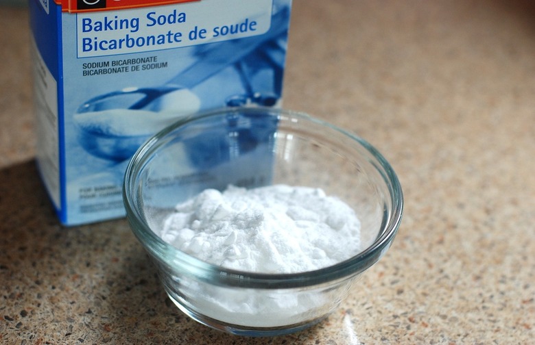 Baking Soda for Dandruff 