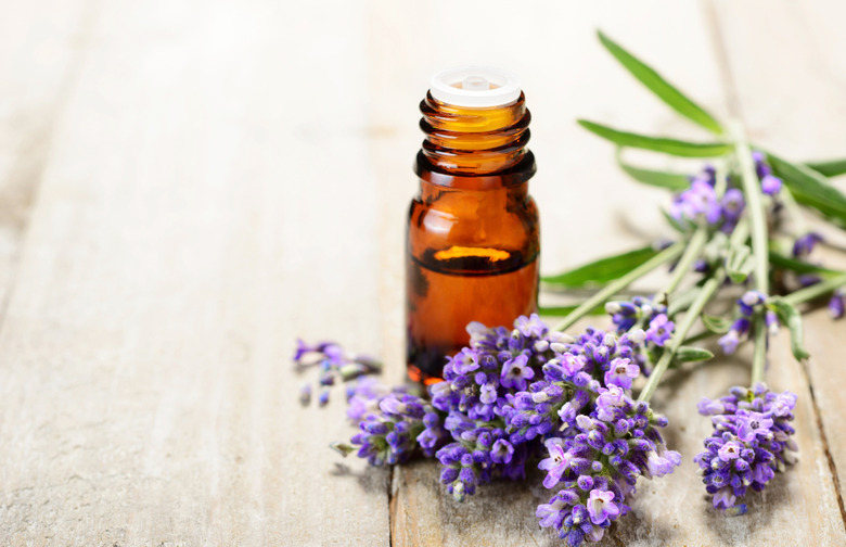 Spray Lavender Essential Oils