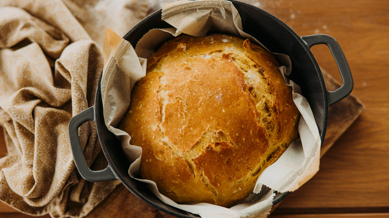 bread baked in dutch oven