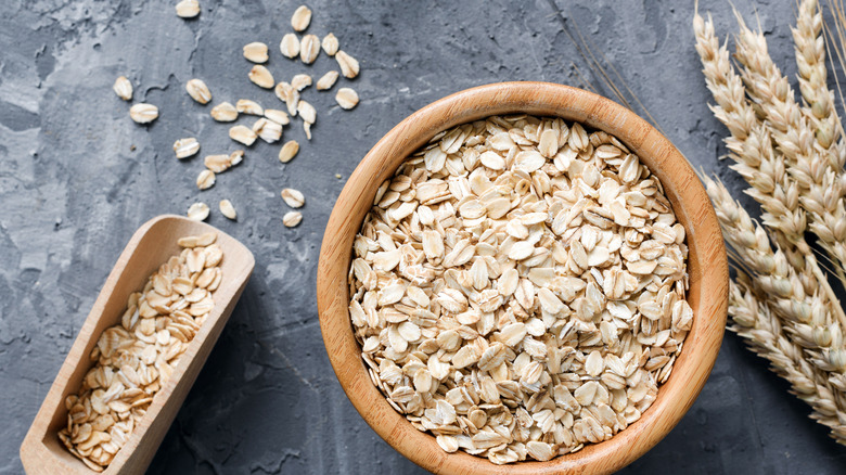 Bowl of rolled oats