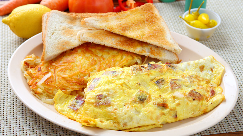 omelet on a plate