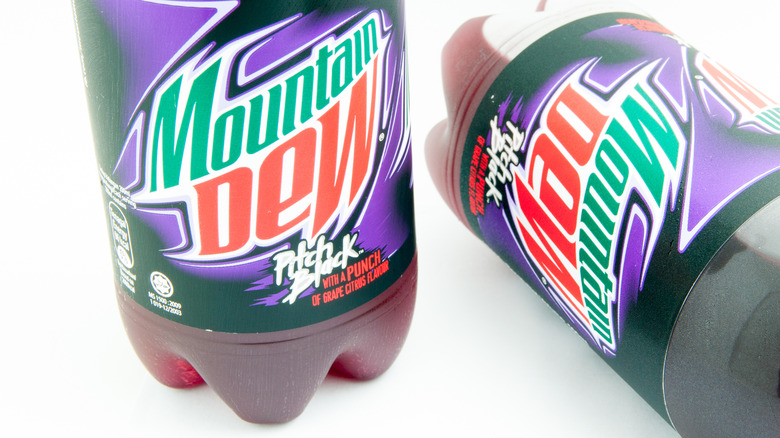 15 Discontinued Sodas We Aren't Getting Back