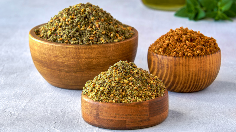 Different types of za'atar in bowls
