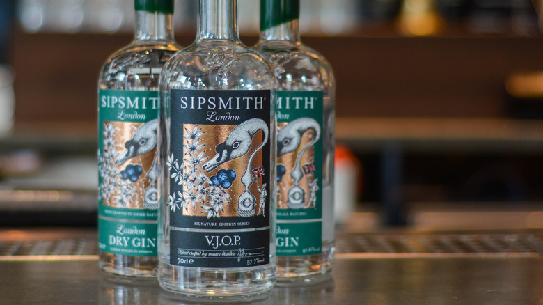 Bottles of Sipsmith on bar