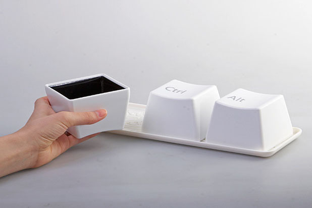 Ctrl-Alt-Del Keyboard Soft Reboot Cup Set