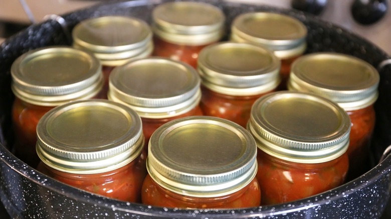 Canning jars in water bath canner