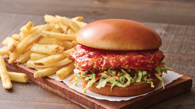 Applebee's Sweet & Spicy Crispy Chicken Sandwich