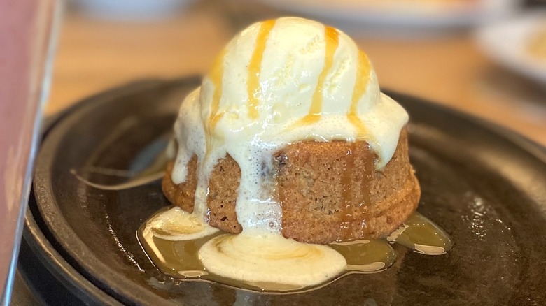 Lava Cookie Skillet dessert